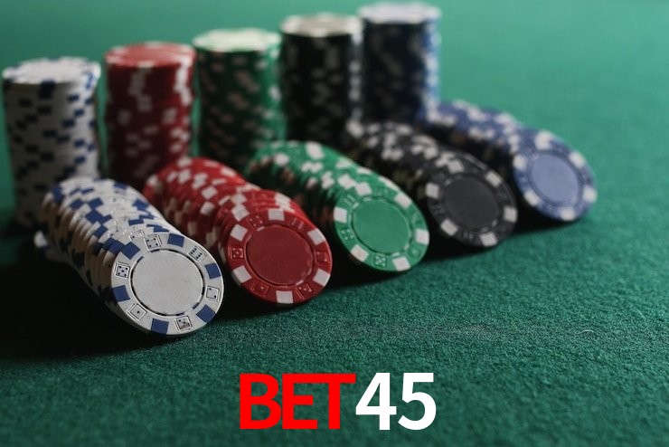 Bonus Features BET45
